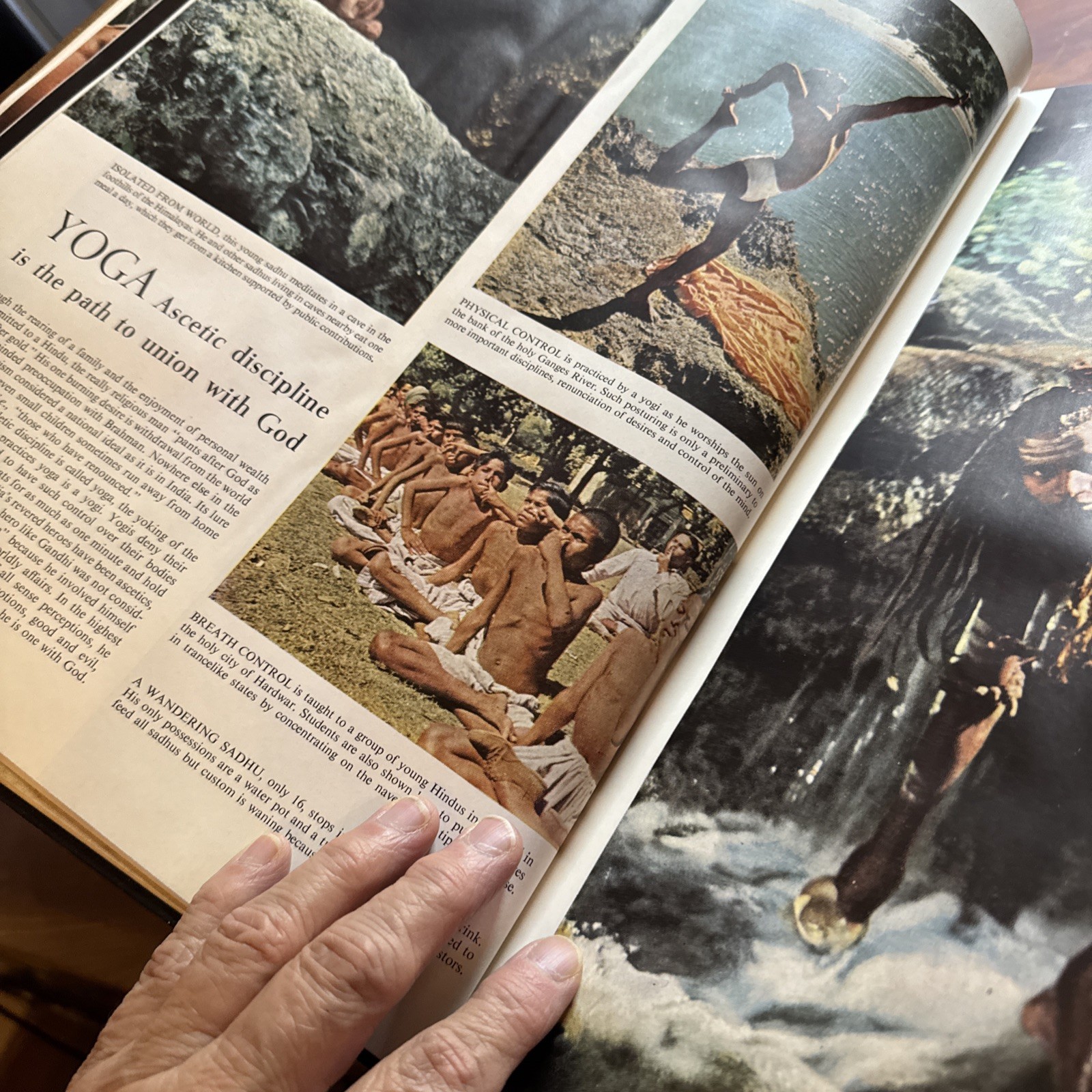 Vtg 1957 Book LIFE „The World’s Great Religions“ Time Incorporated