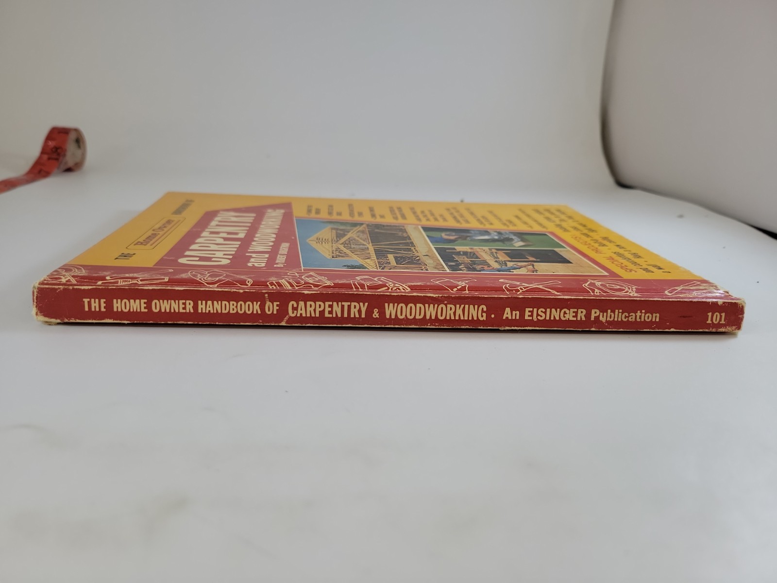 The Home Owner Handbook of Carpentry and Woodworking by Robert Brightman 1977 HC