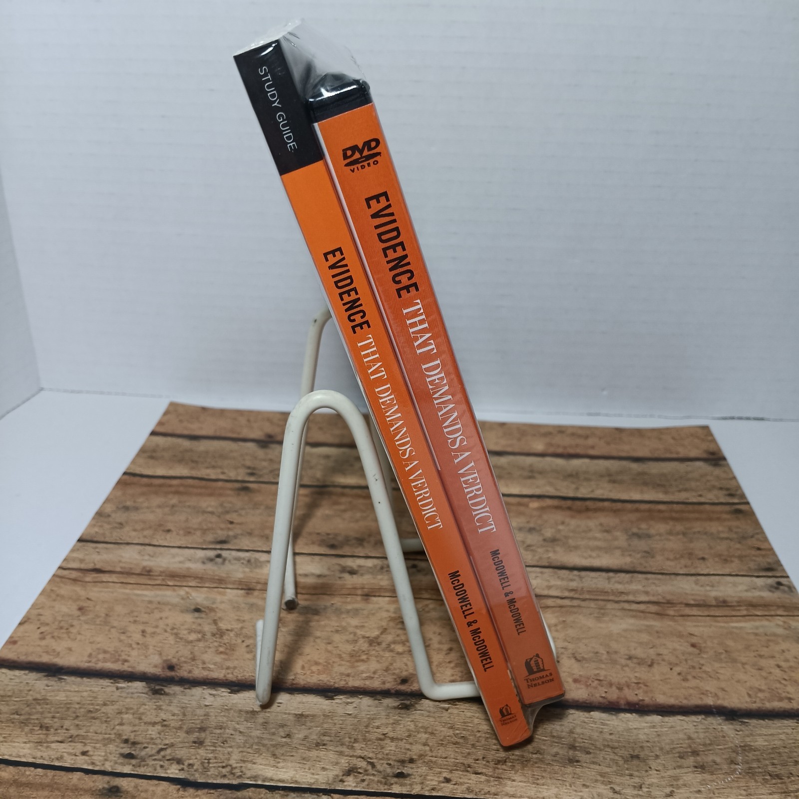 Evidence That Demands a Verdict Study Guide DVD Jesus and the Gospels 6 Lessons