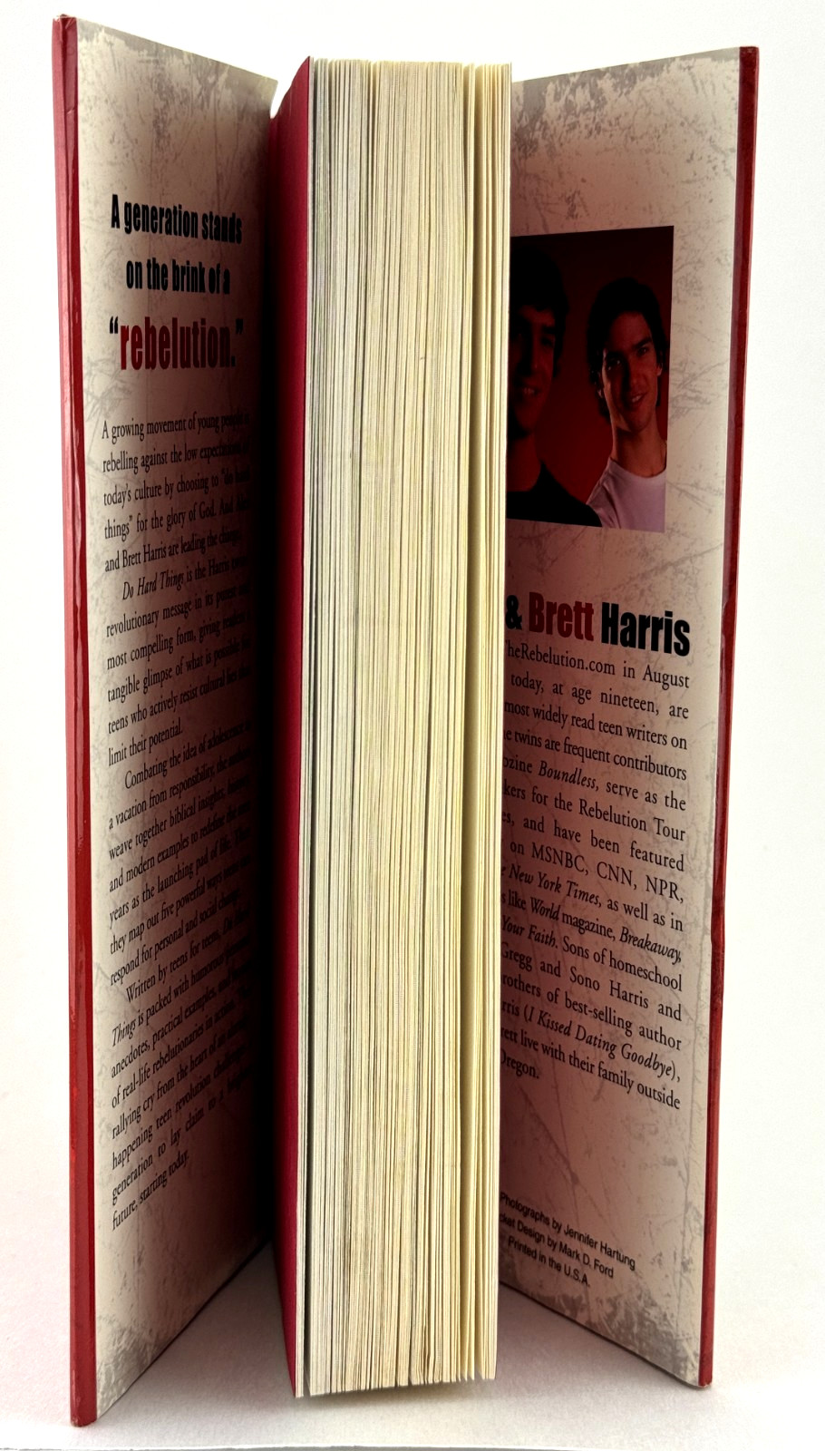 Do Hard Things: A Teenage Rebellion Against Low Expectations Alex & Brett Harris