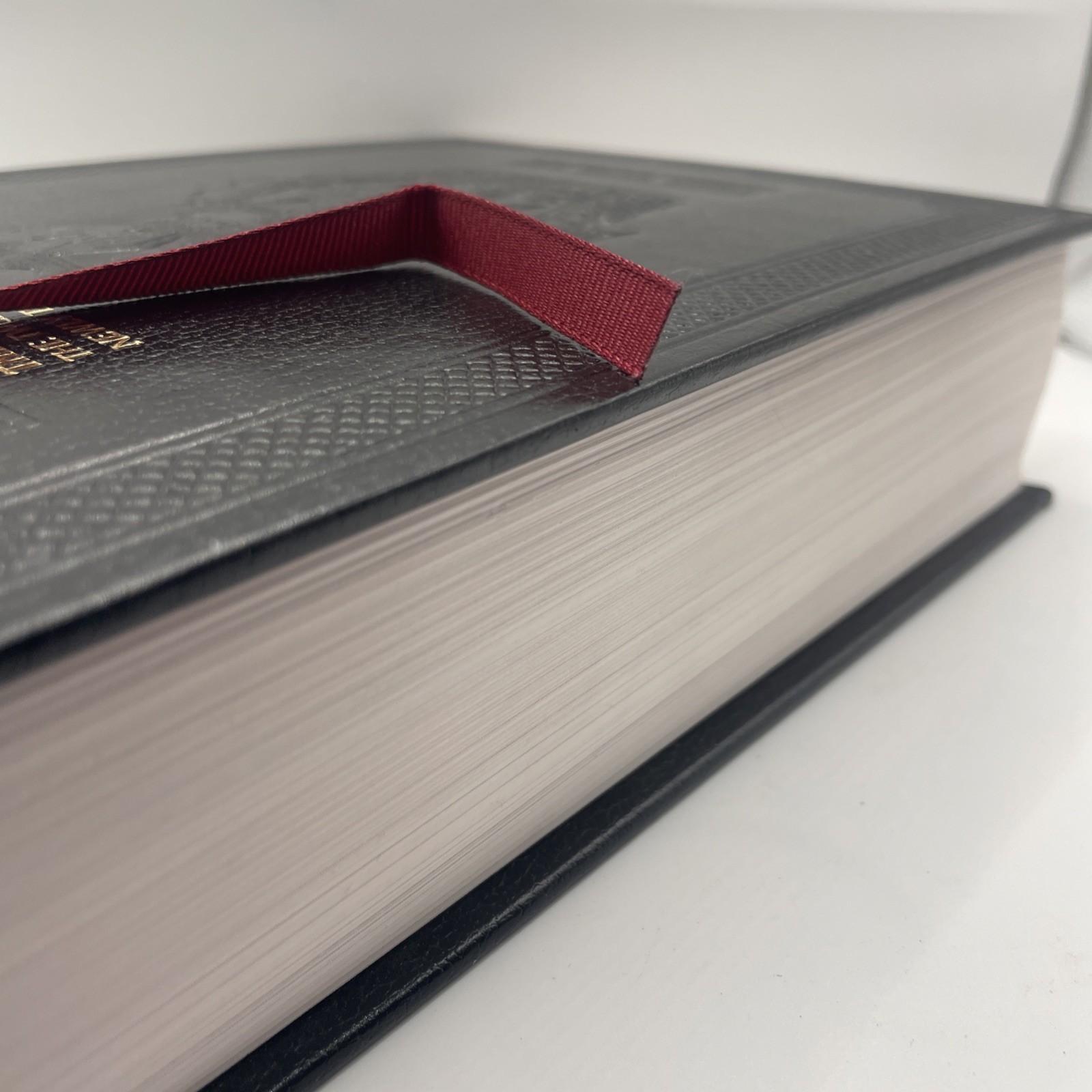 The Stone Edition King James Bible Thomas Nelson Black Gilt Edges Ribbon