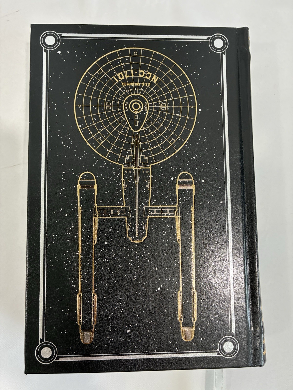 STAR TREK: THE CLASSIC EPISODES Hardcover Del Ray 2016 Like New Faux-Leather