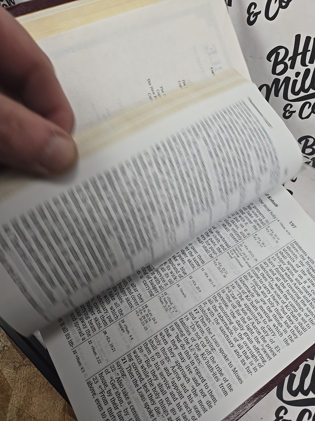 Holy Bible New King James Version NKJV Giant Print Red Letter Nelson 993BG 1982