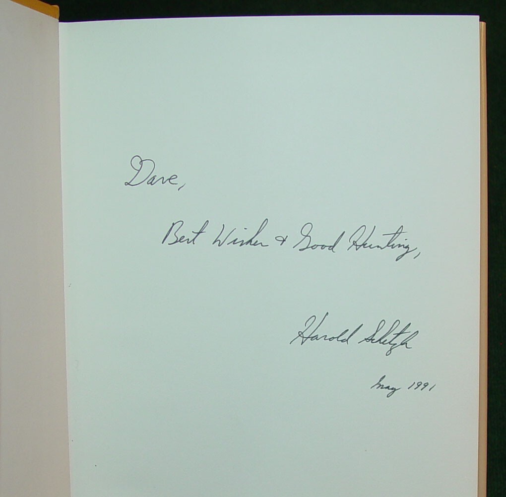 1989 Autographed Hardcover ALASKA SAFARI by Harold Schetzle 366 pages