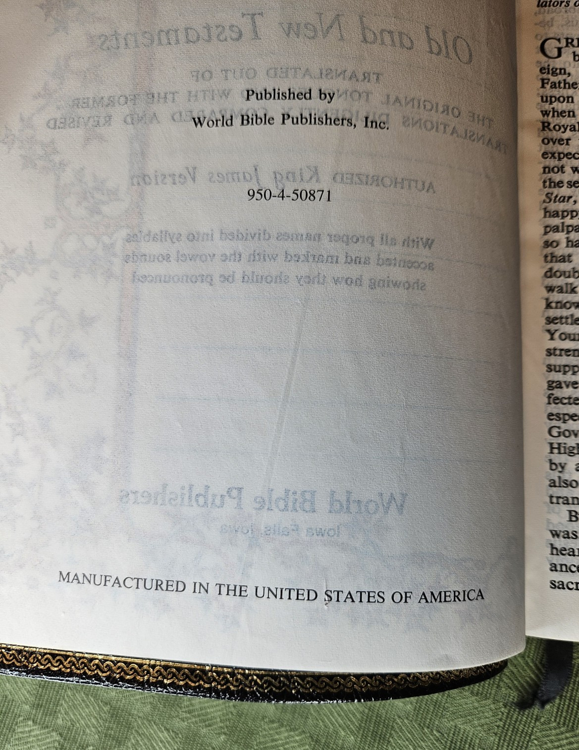 KJV – LARGE Print Reference Holy Bible, Black Genuine Leather, World 956C