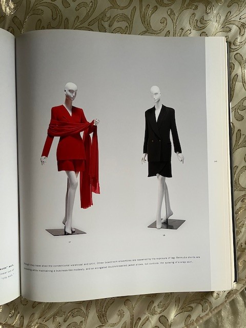 Giorgio Armani Guggenheim Museum exhibition catalog 10.5×12″ book hardcover New