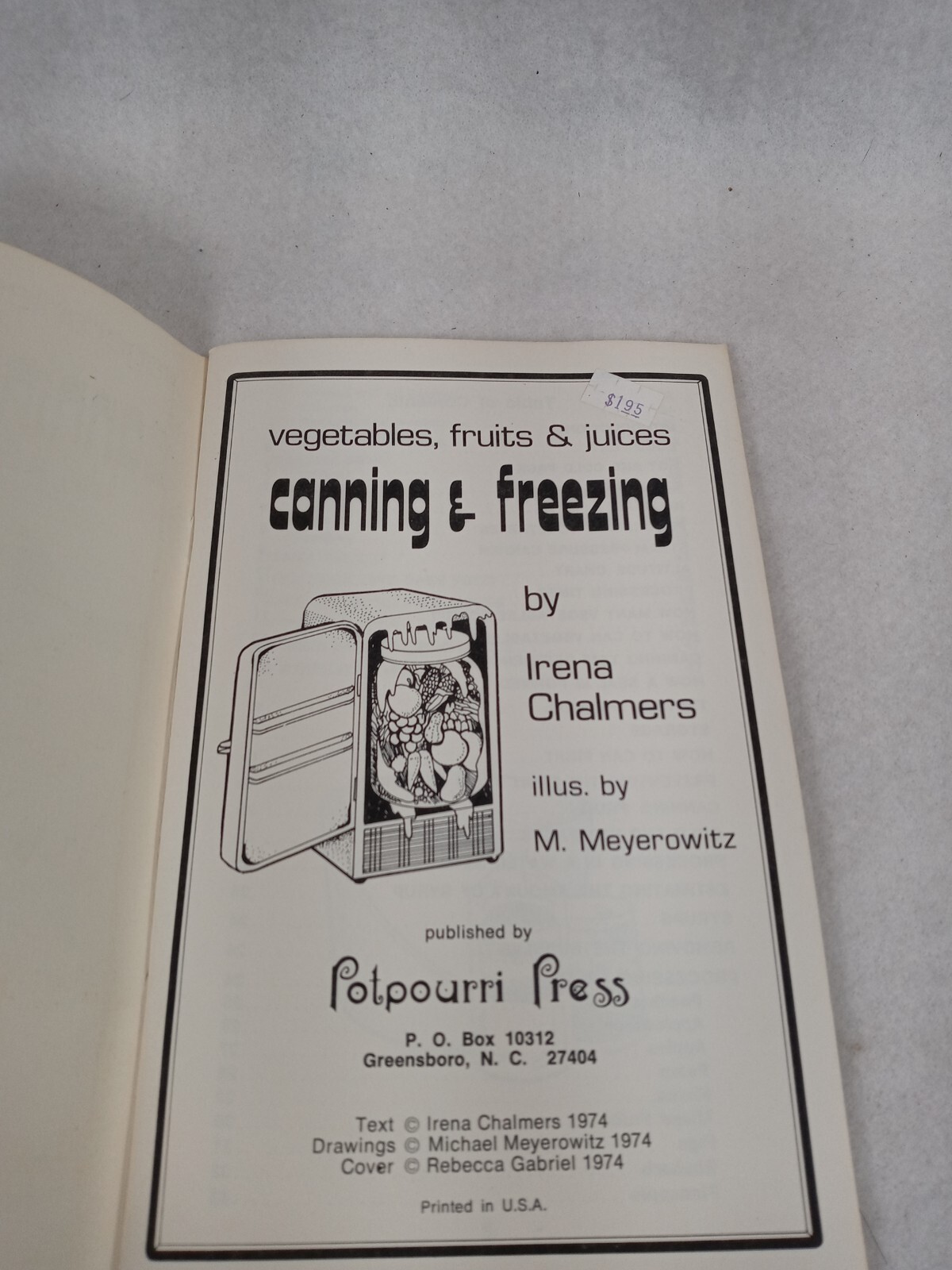 Vegetables fruits & Juices Canning & Freezing Booklet 1974 47 pages 8×5