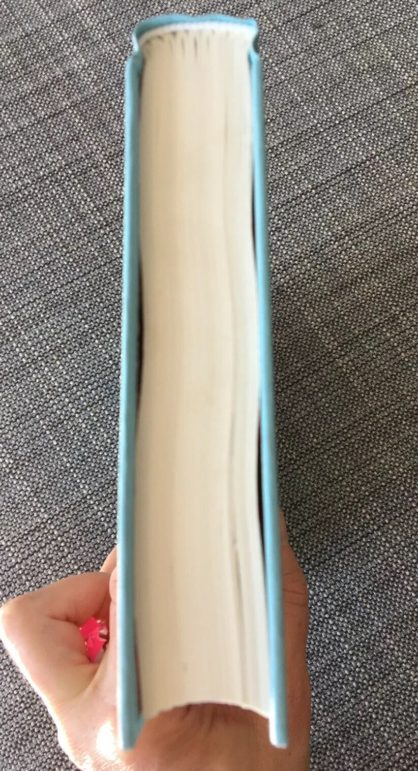 Lena Dunham Hardcover 1st Edition Book Not That Kind Of Girl