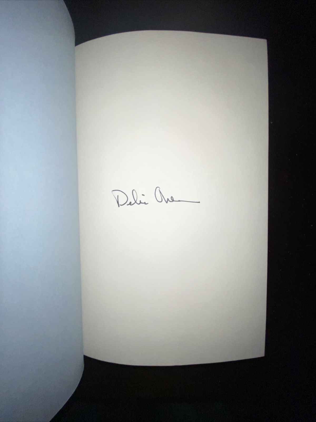 [SIGNED] – Where the Crawdads Sing by Delia Owens Hardcover, 2018) **NEW**
