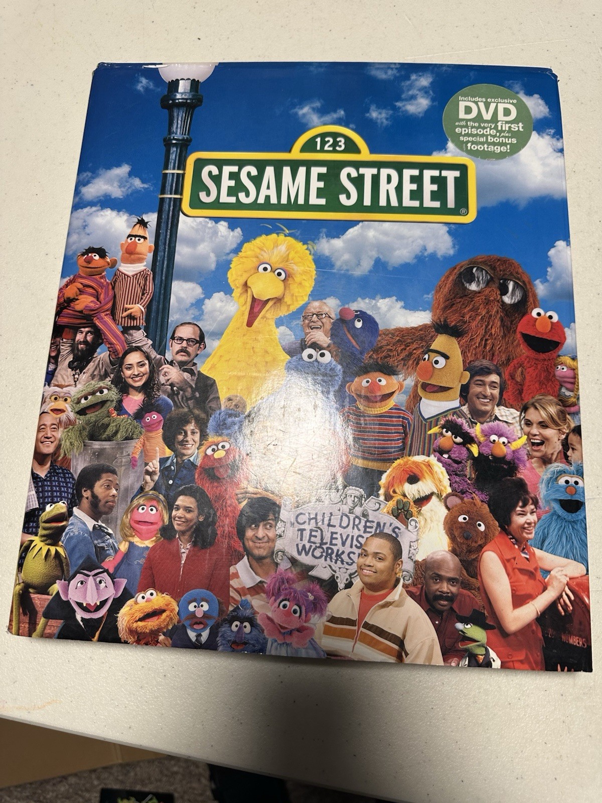 Sesame Street A Celebration of 40 Years of Life on the Street w DVD Gikow, Loui…