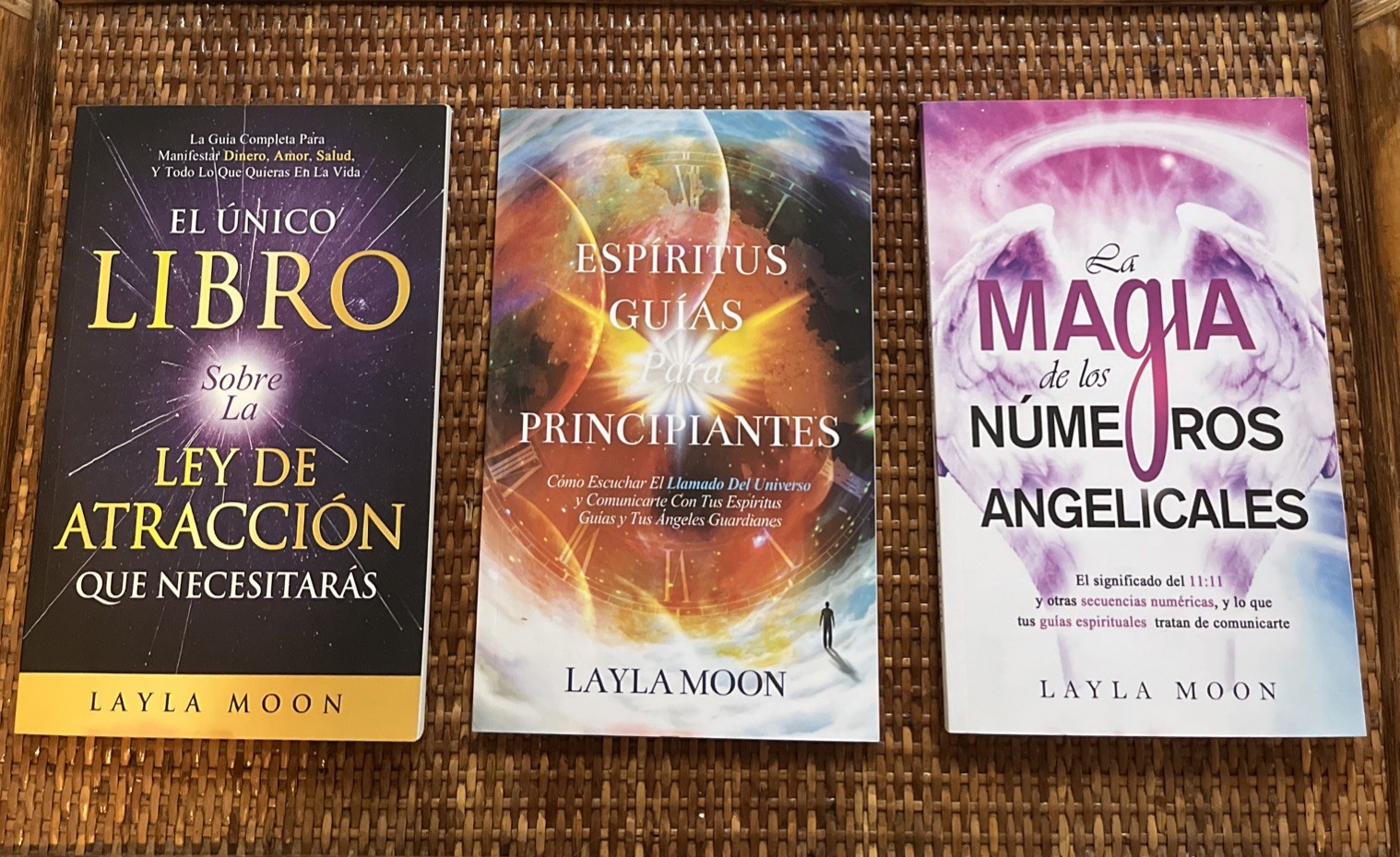 Layla Moon Books – Lot Of 3 – Paperback – Números Angelicales- El Único Libro –
