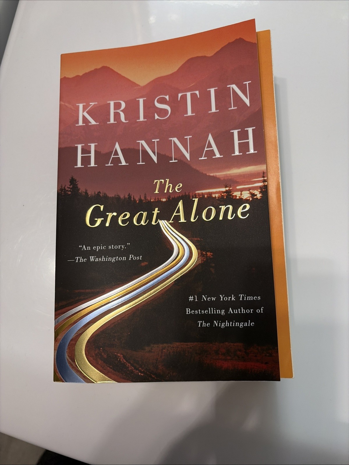 Great Alone : A Novel by Kristin Hannah (2019, Trade Paperback)