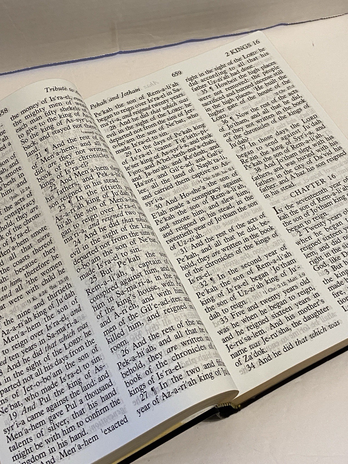 King James Version Super Giant Print Bible Published By Broadman & Holman