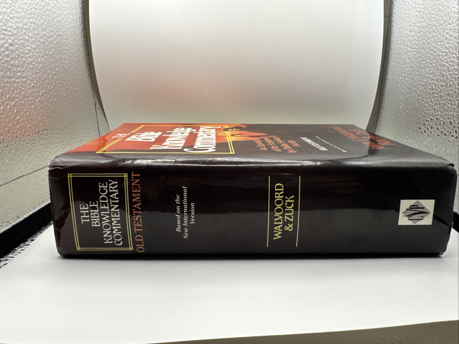 The Bible Knowledge Commentary – Hardcover, by Walvoord John F.- Very Good Lot A