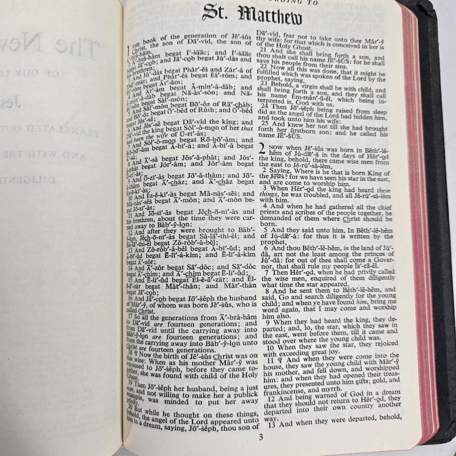 Holy Bible KJV King James Black American Bible Society 1961 Maps Book Vintage