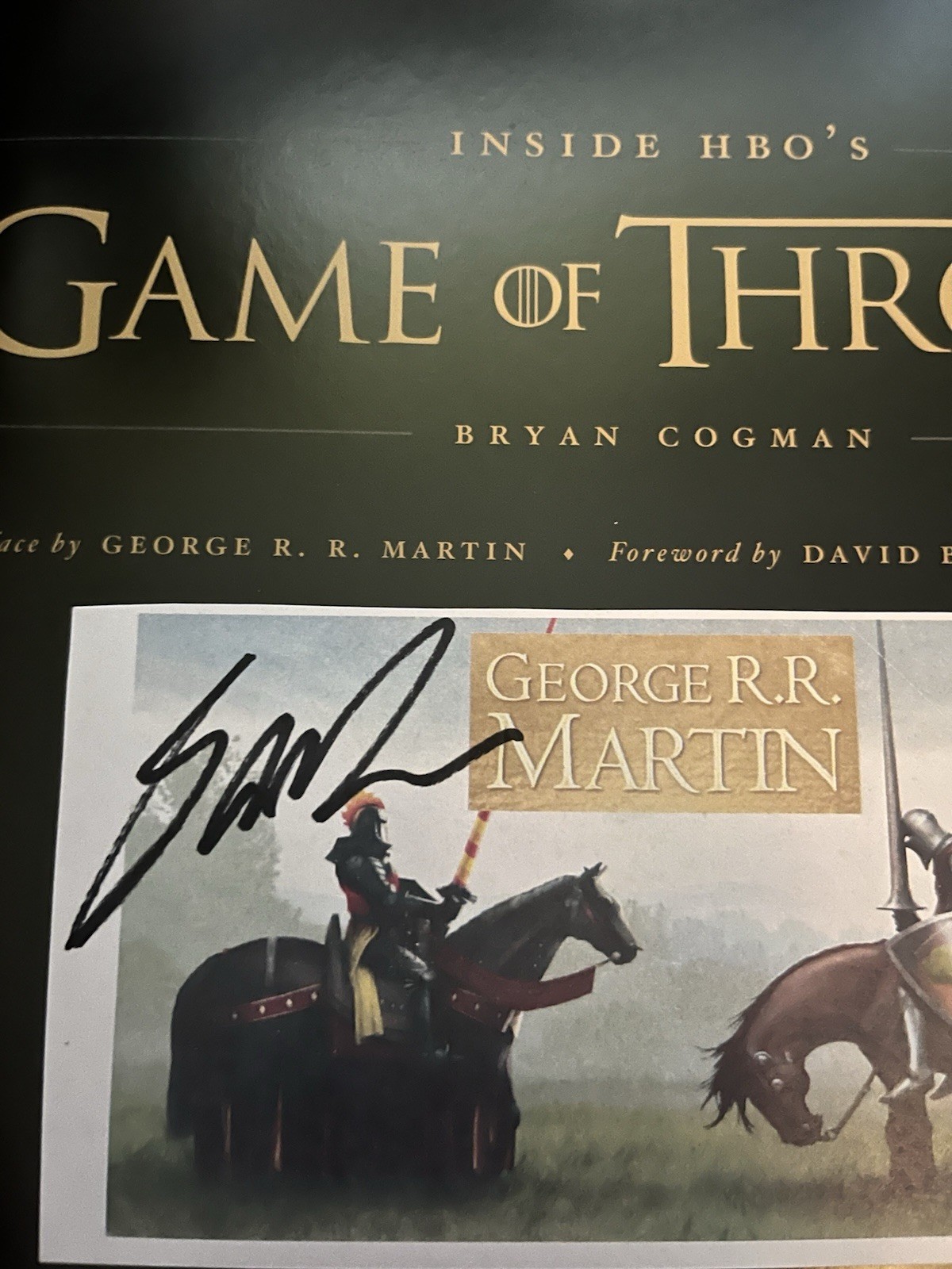 SIGNED George RR Martin HBO’s Game of Thrones Collector’s 2 Book Set MINT RARE