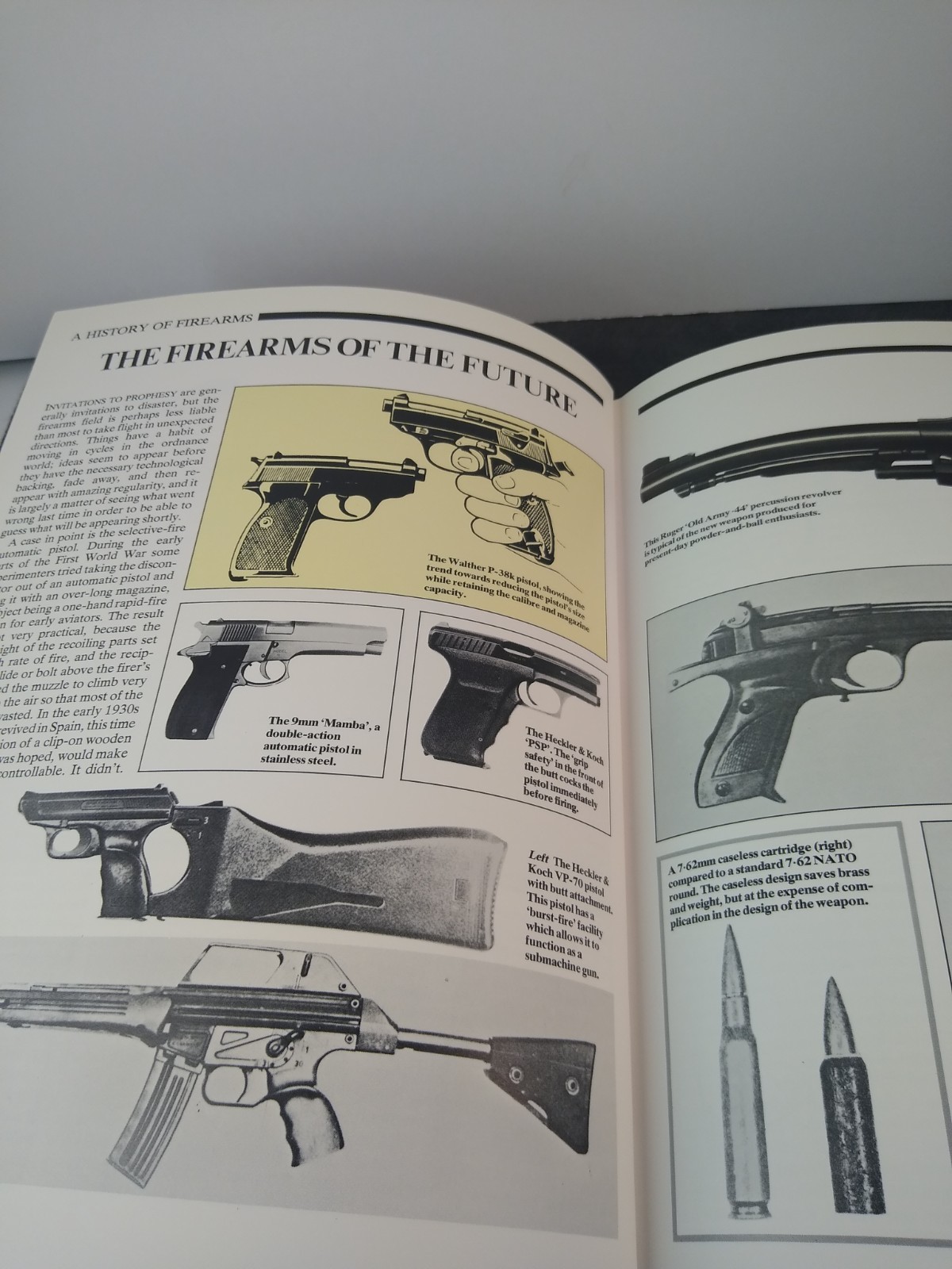 Signed Copy of The Illustrated Encyclopedia of FIREARMS by Ian V. Hogg 1984 RP