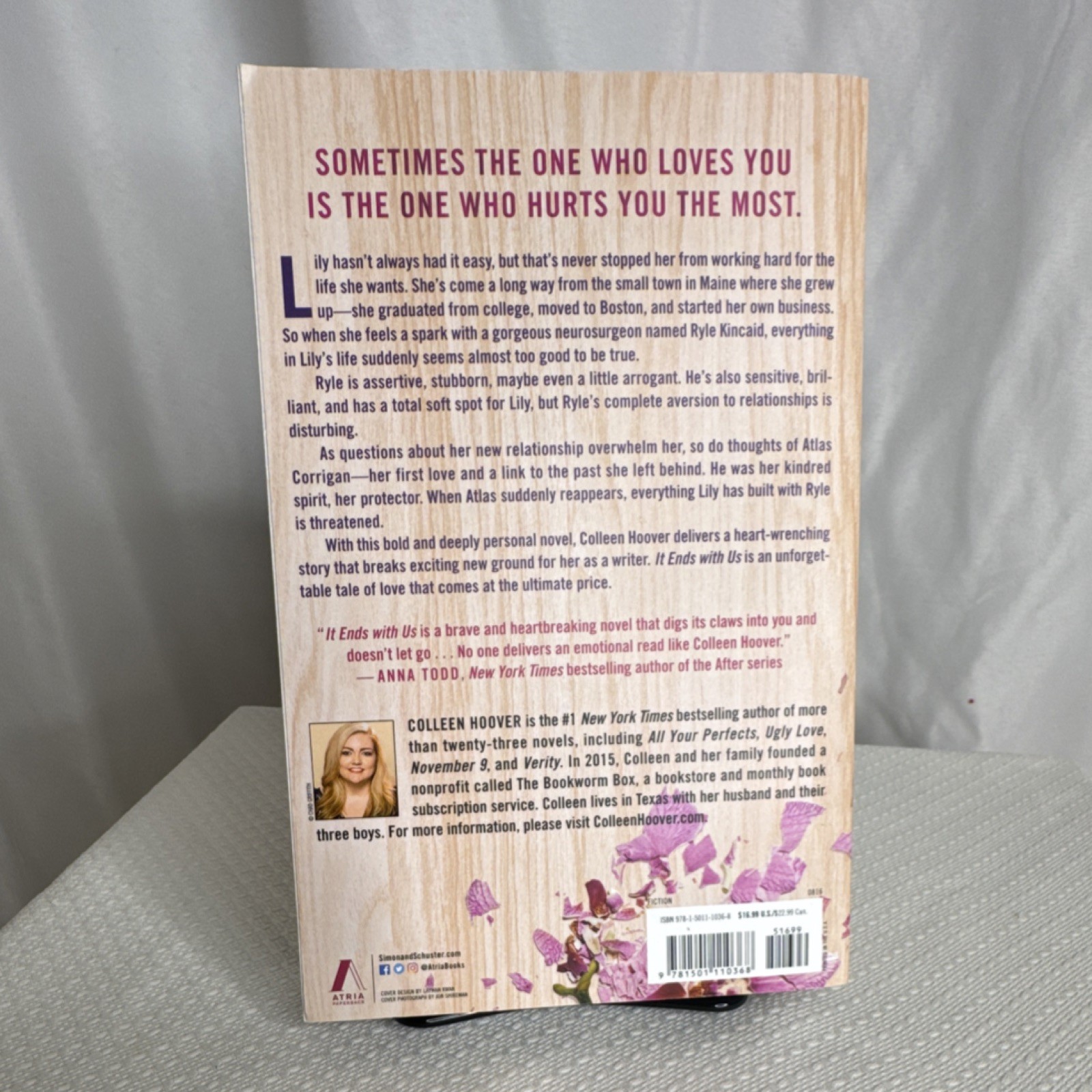 Atria Books It Ends with Us Colleen Hoover Paperback First Edition Fiction Novel