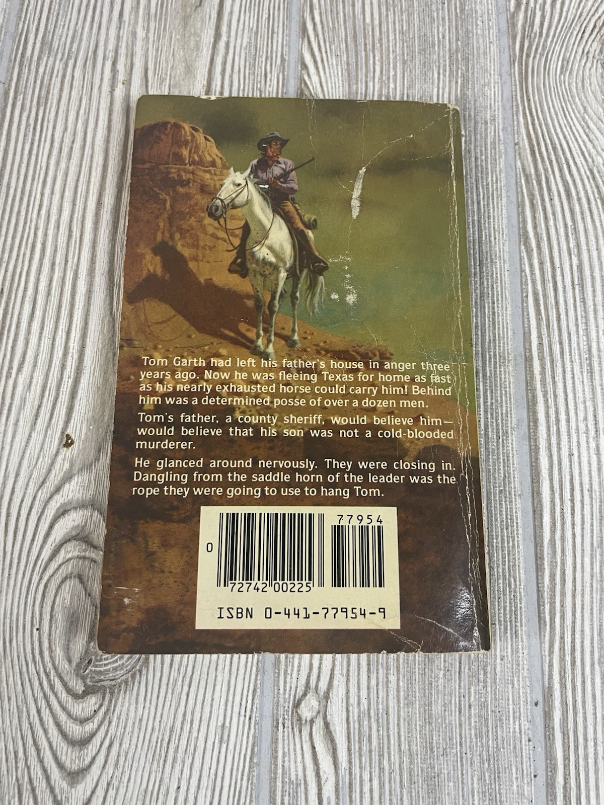 Lot of 6 Western Paperbacks Zane Grey Max Brand Cowboys Adventure Action