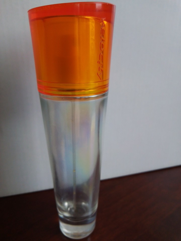 Vintage Velocity Eau De Parfum by Mary Kay Empty 1.7oz 50ml Bottle 6″ Tall