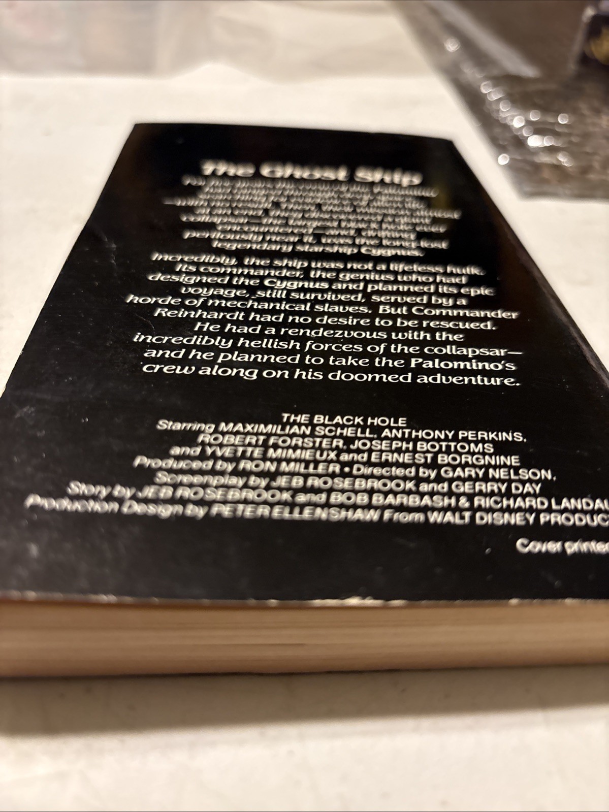 The Black Hole Science Fiction Paperback Book by Alan Dean Foster Del Rey 1979