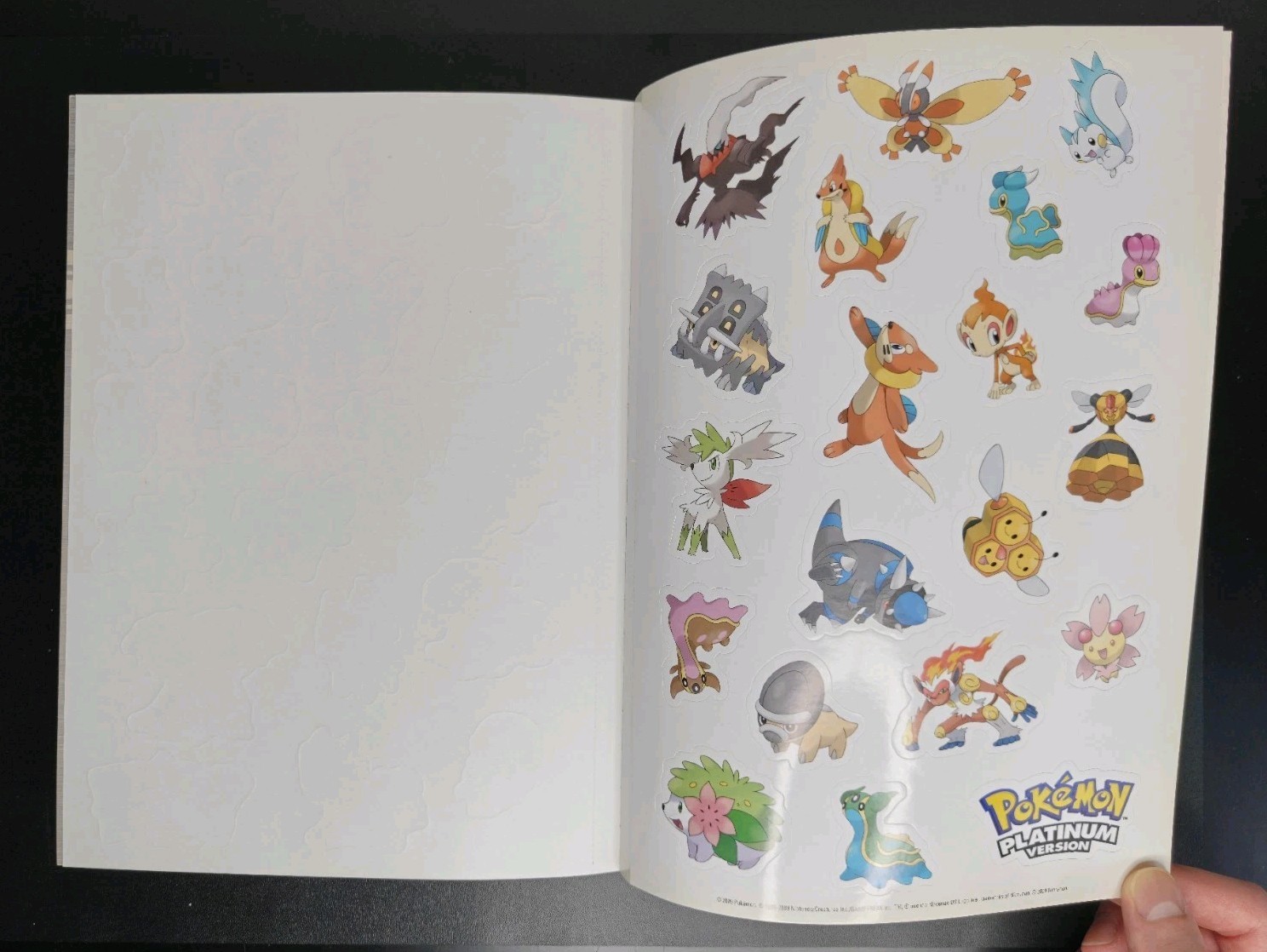 Pokémon Platinum Version The Official Strategy Guide Book 2009 w/ Map & Stickers