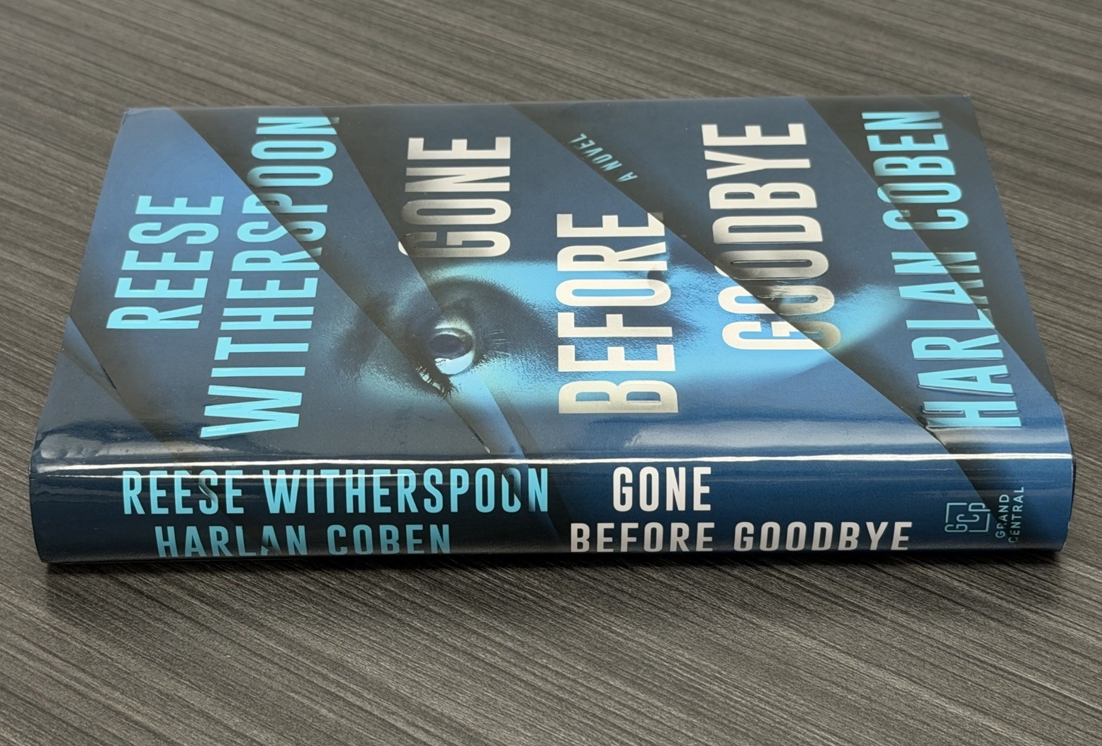 Reese Witherspoon / Harlan Coben Gone Before Goodbye, 1st / 1st HC/DJ