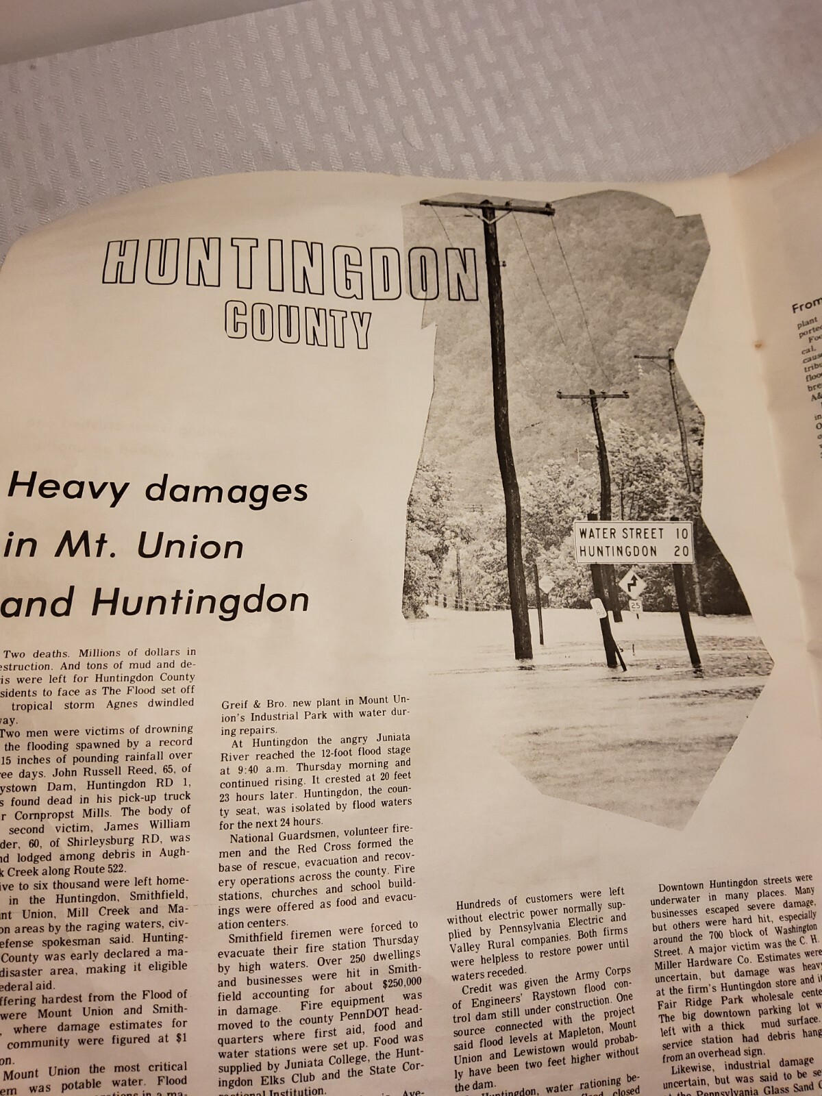 Flood Of 72, Book 14 X 10.5 In. Photos Of Central Pennsylvania