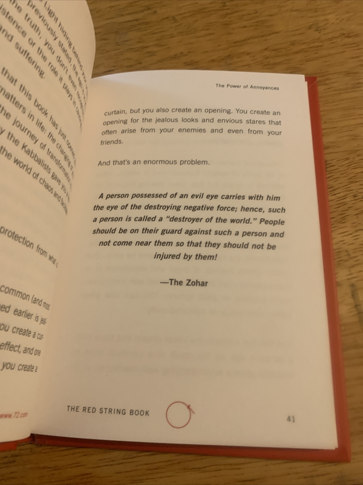 The Red String Book : The Power of Protection by Yehuda Berg (2008, Hardcover)