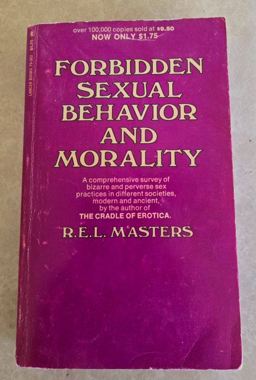 2 Vintage Sex Advice Books 60s/70s: Xaviera’s Supersex & Forbidden Sex. BEHAVIOR