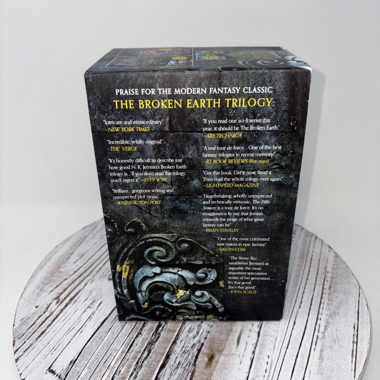 N.K. Jemisin THE BROKEN EARTH Trilogy Box Set – TPB/SC VGC