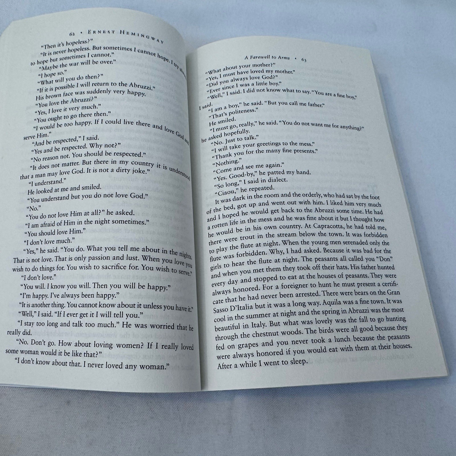 A Farewell to Arms by: Ernest Hemingway (2014, Scribner, Trade Paperback, Acc…