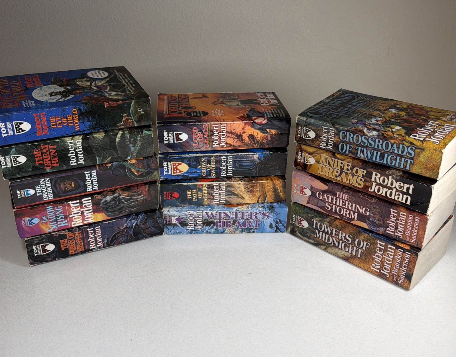 Robert Jordan Wheel of Time Fantasy Series Paperbacks 1-13 Lot