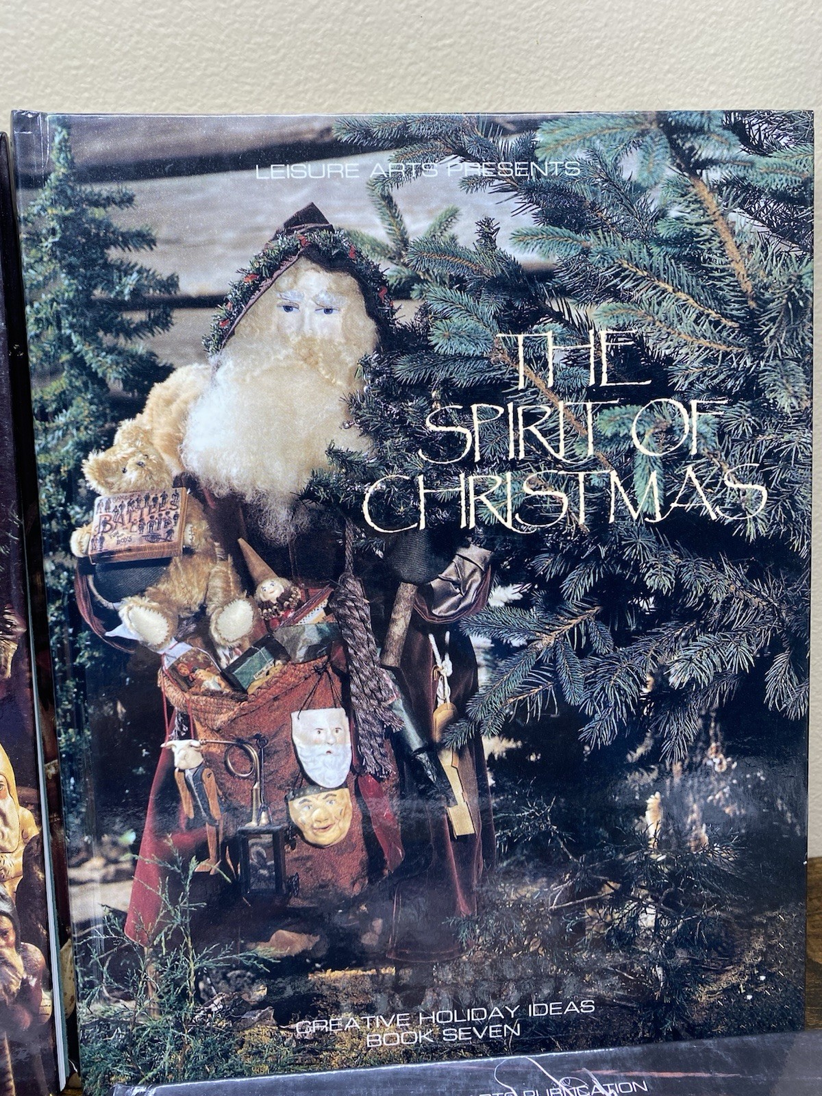 The Spirit of Christmas & Holidays Remembered by Leisure Arts Lot Of 6 Books