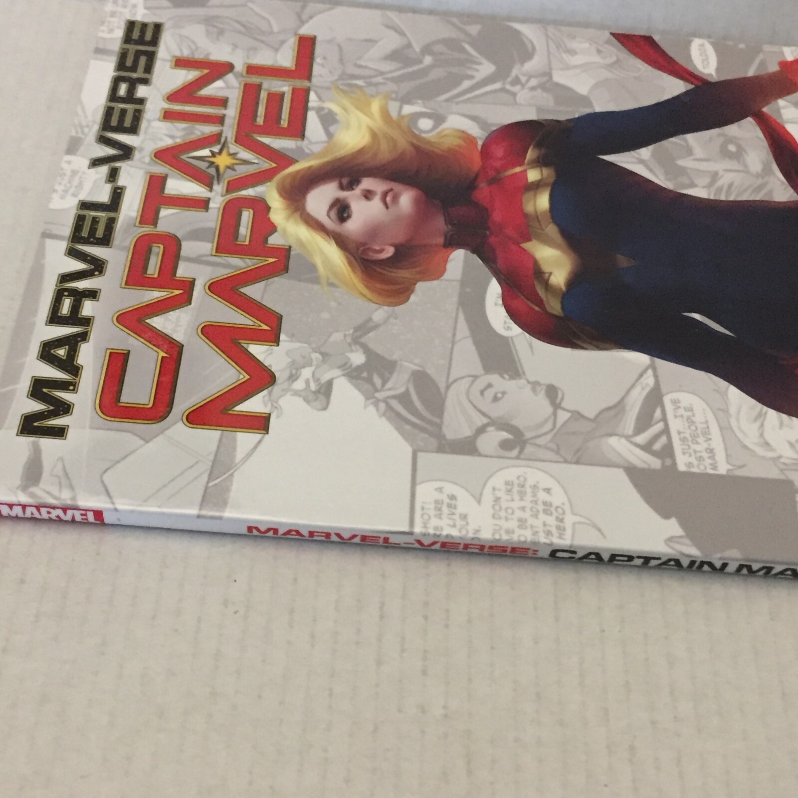 NEW Marvel Comics Marvel-Verse Captain Marvel Graphic Novel