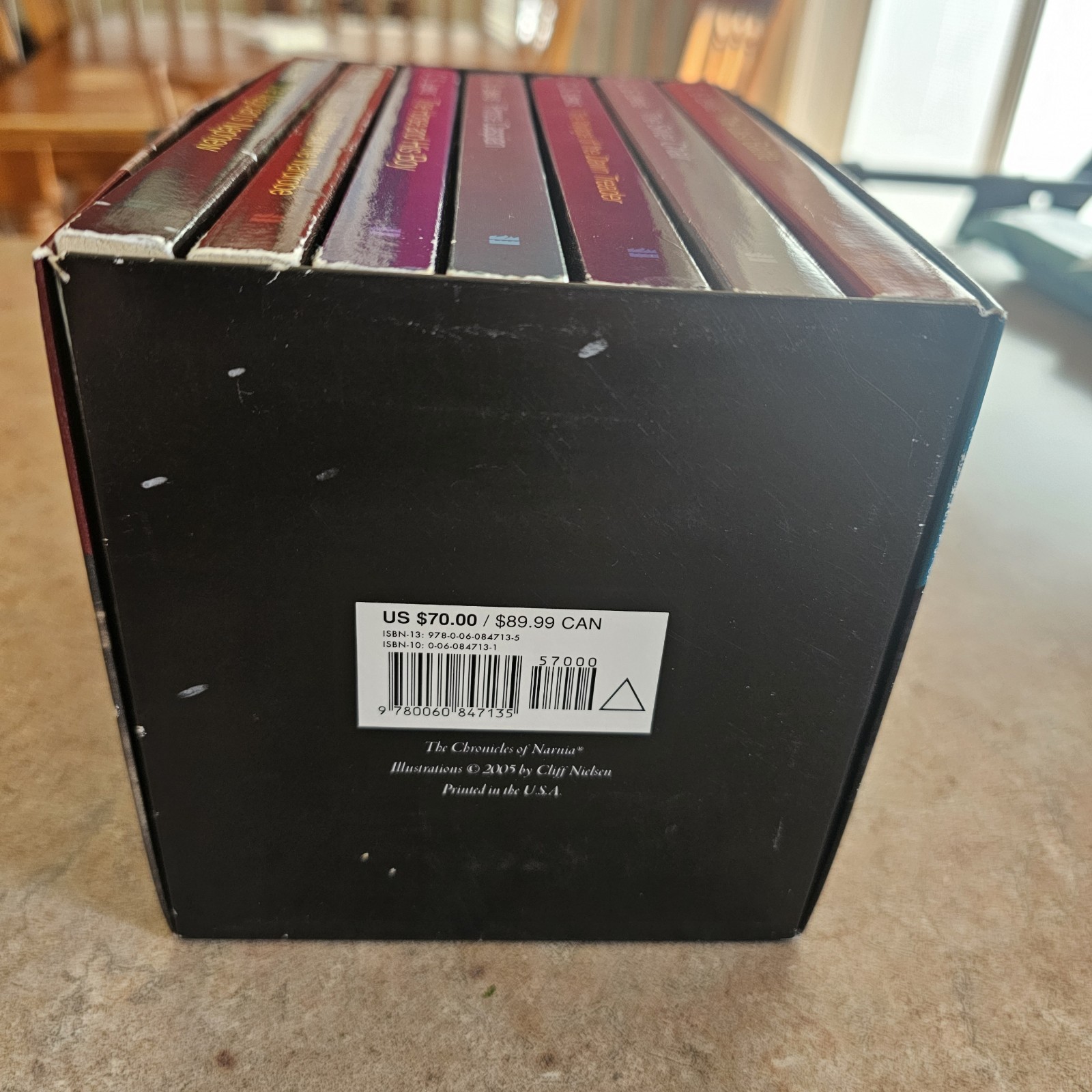 THE CHRONICLES OF NARNIA C. S. Lewis Series 7-Book Boxed Set
