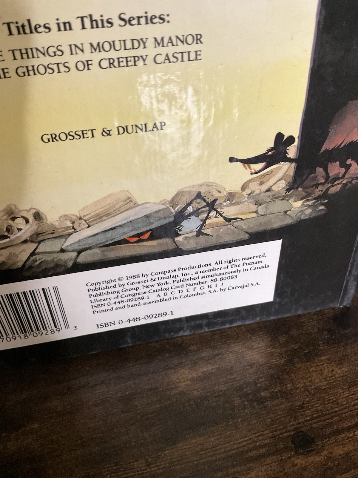 The Things in Mouldy Manor (Mini Spooky Pop-ups) – hardcover Moseley, Keith 1988