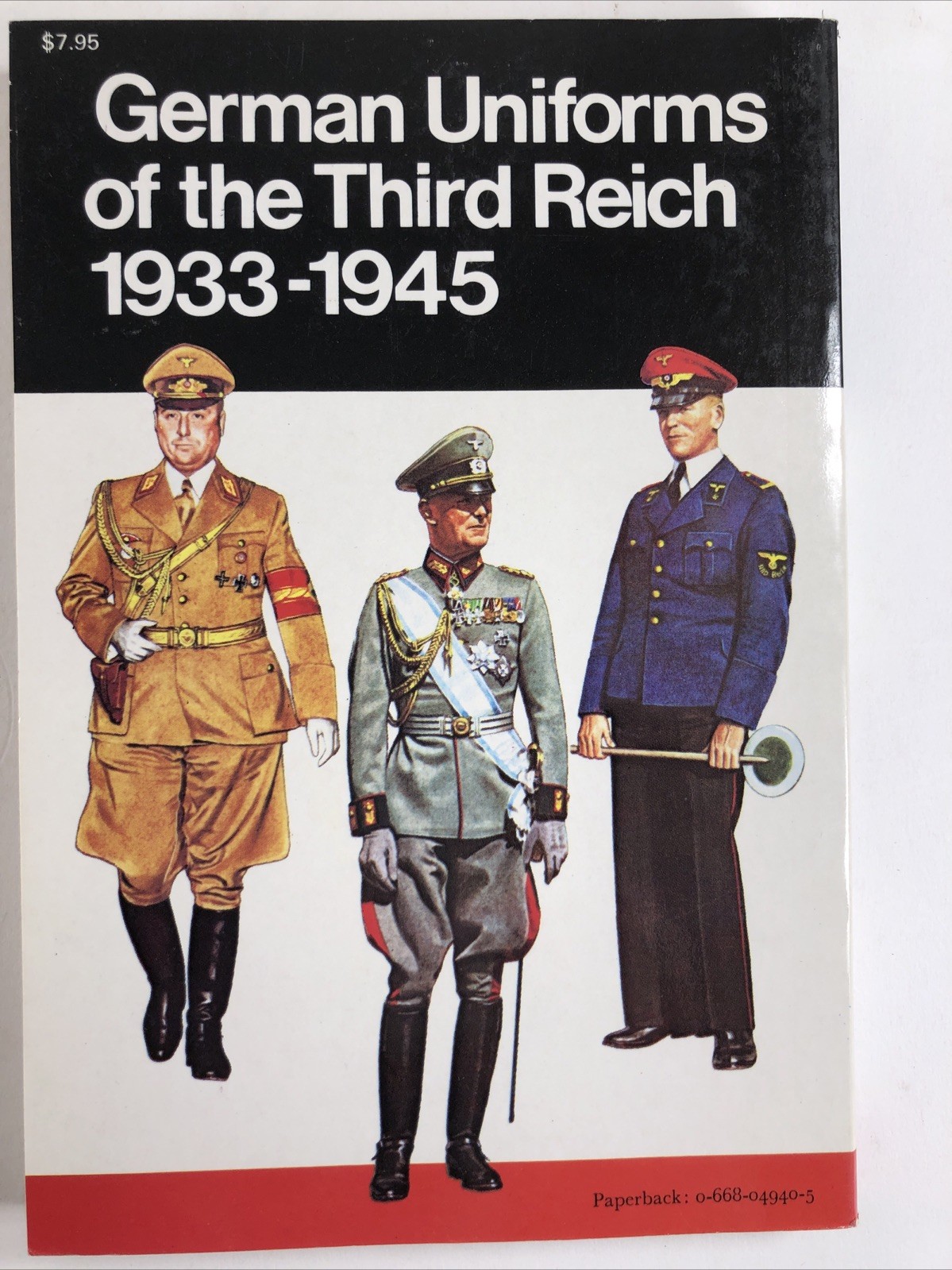 German Uniforms of the Third Reich, 1933-1945 by Brian L. Davies 1980 Arco TPB