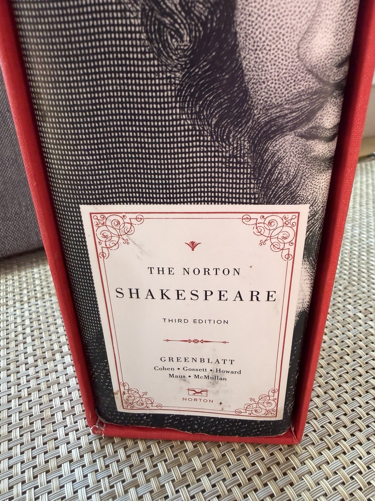 The Norton Shakespeare 2016 Third Edition by Stephen Greenblatt Dust Cover Box