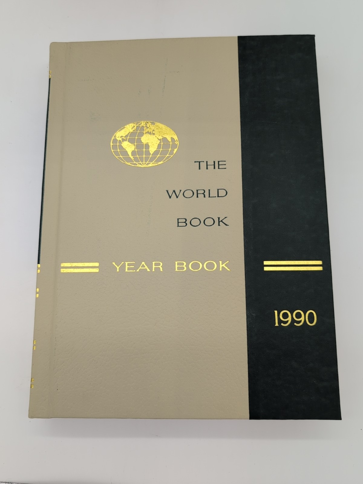 World Book Year Books, 1972 – 1990 19 Books Annual Supplement (Hardcover)