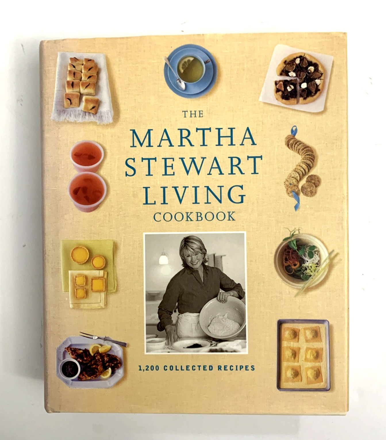 The Martha Stewart Living Cookbook 2000 Hardcover w/ Dust Jacket 592 Pages