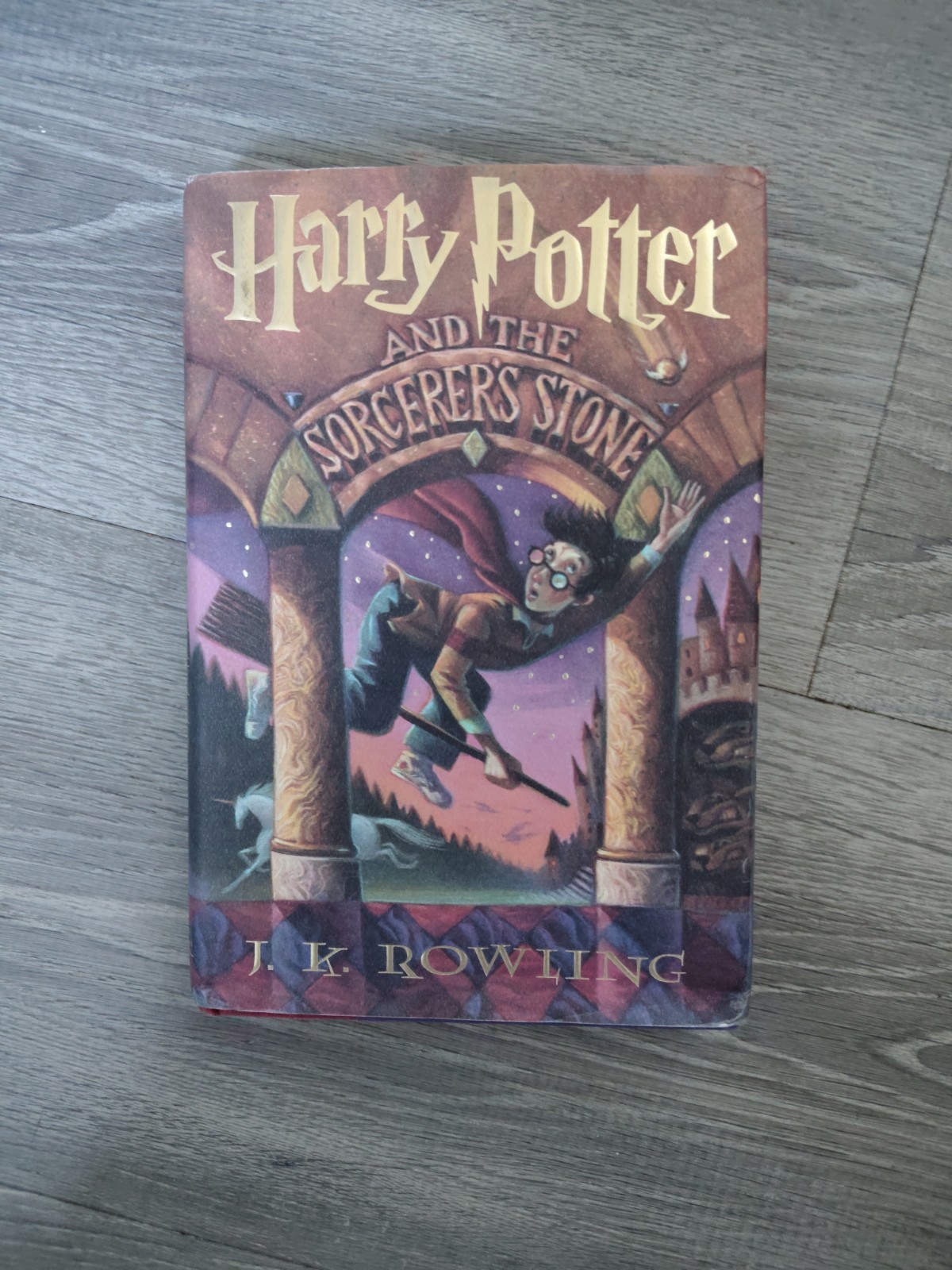 harry potter and the sorcerers stone First American Edition Hard Back
