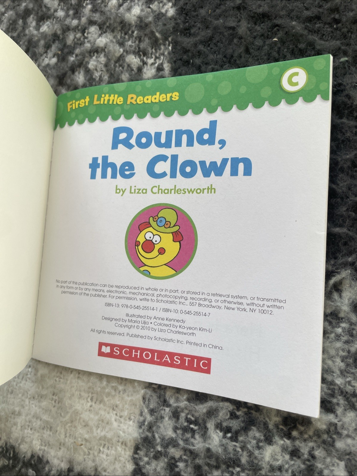 FIRST LITTLE READERS, LIZ CHARLESWORTH, ROUND, THE CLOWN, 14 by 14CM