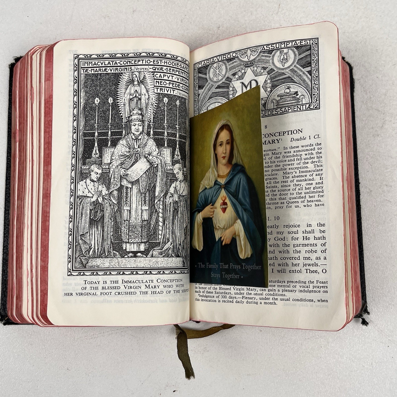 The New Marian Missal for Daily Mass Juergens 1957 Color Illustrations