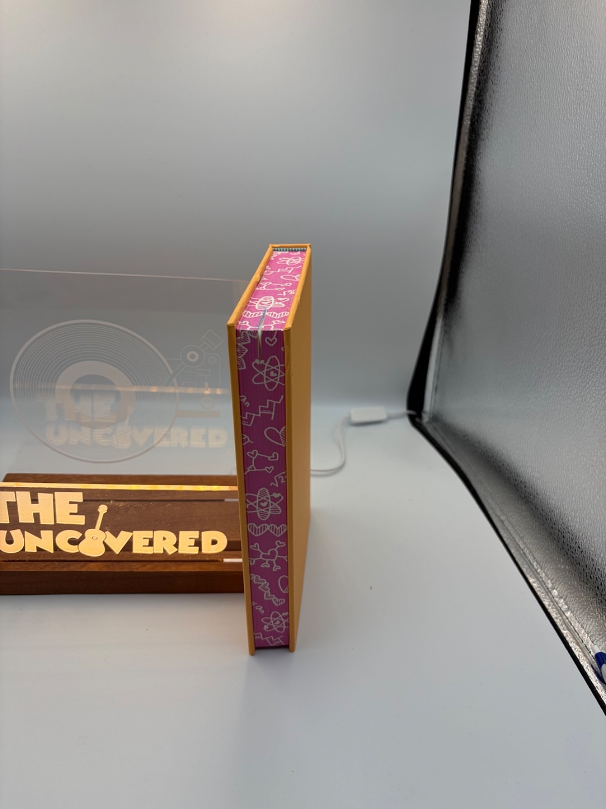 The Love Hypothesis Ali Hazelwood HC Collector’s Edition Romance Berkley DJ