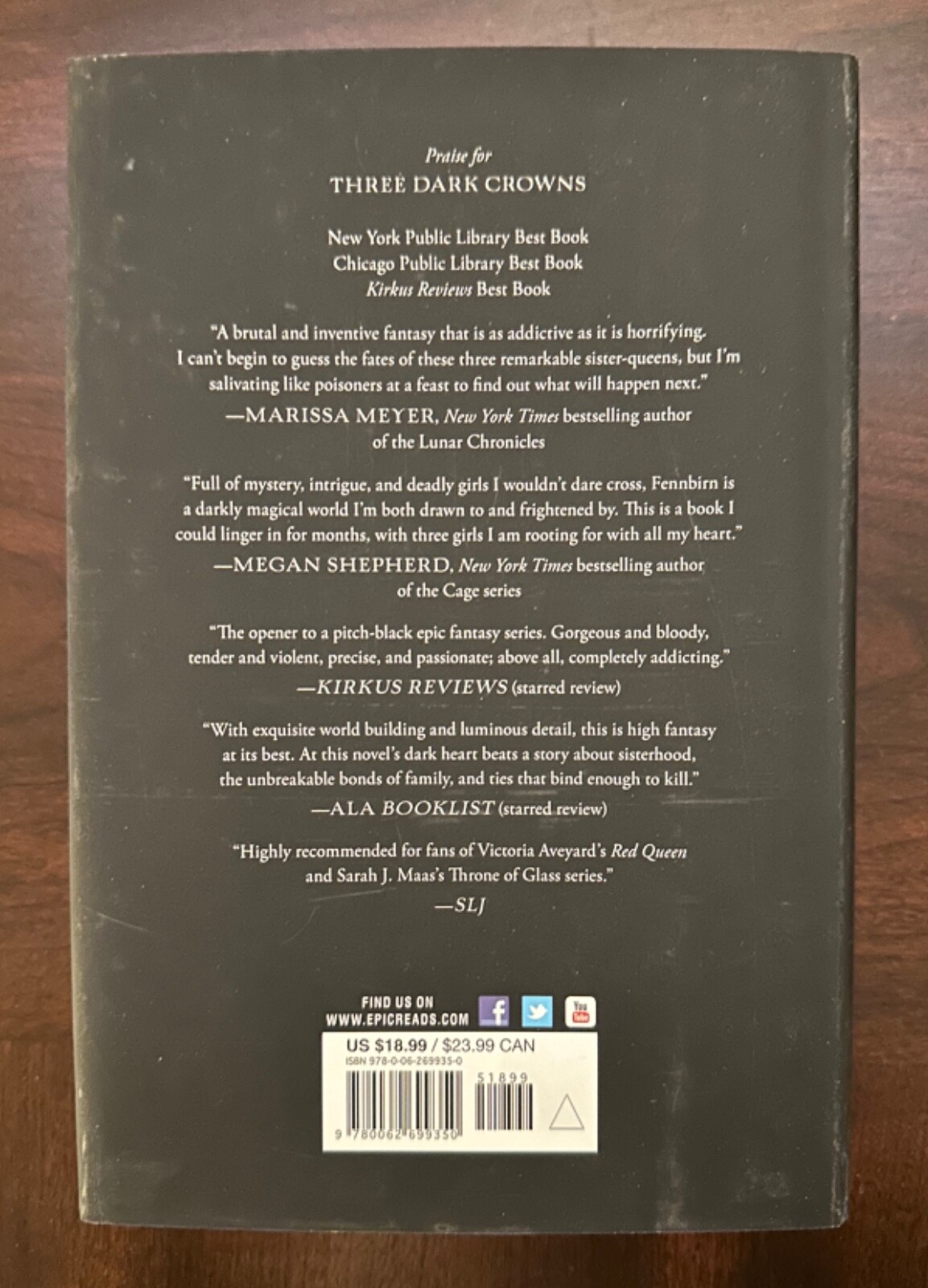 NEW: Unread Copy: Signed: One Dark Throne by Kendare Blake: First Editi