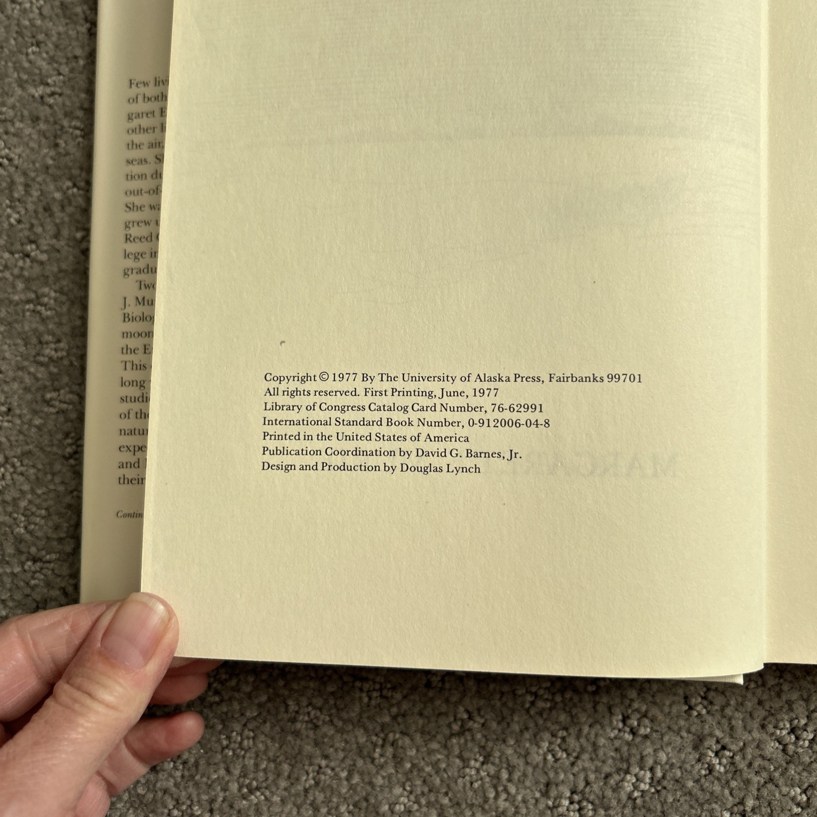Island Between by Margaret E. Murie 1977, HCDJ