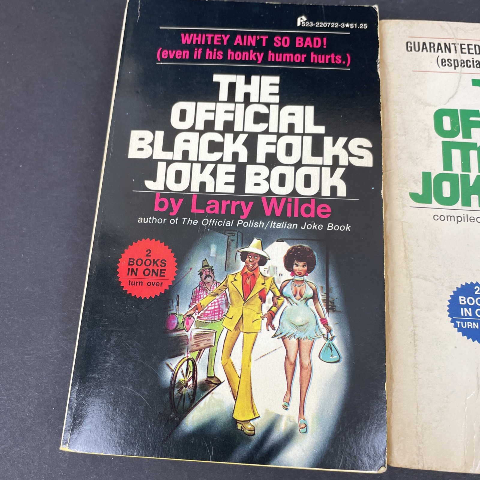 VTG Set of 2 The Official Black/White & Polish/Italian Joke Books by Larry Wilde