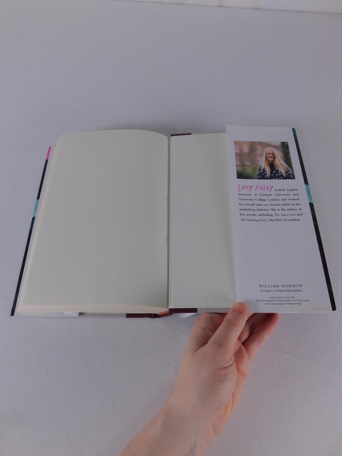 The Paris Apartment Lucy Foley William Morrow English Hardcover Dust Jacket