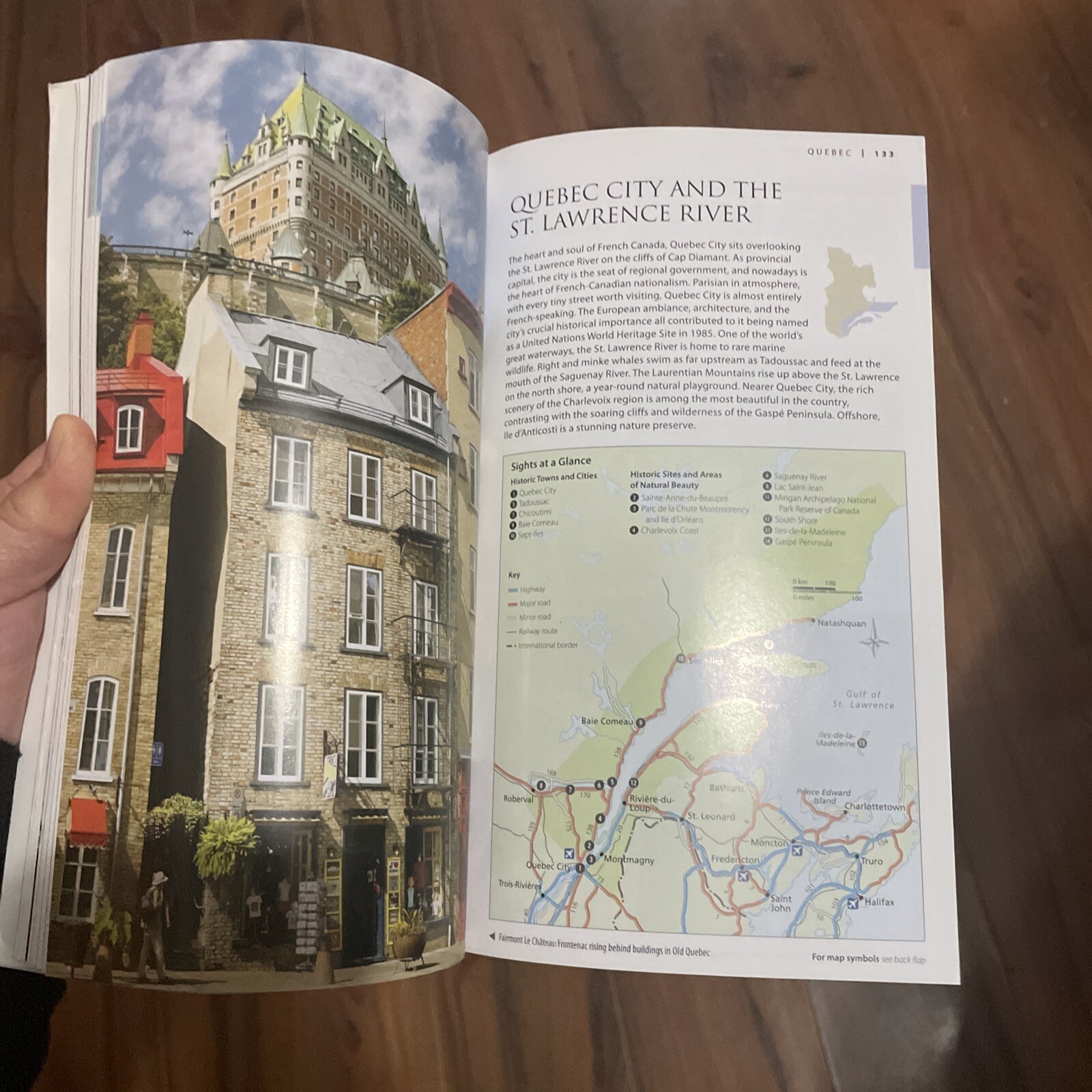 DK Eyewitness Travel Guide Canada 920 Photographs 114 detailed maps 45 Illustrat